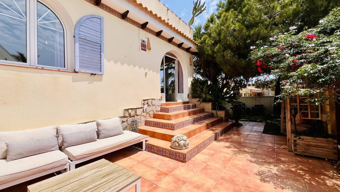 Venta - Chalet - Orihuela - La Zenia