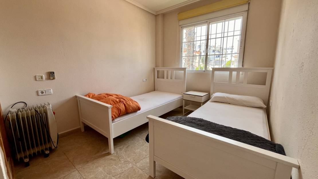 Venta - Chalet - Orihuela - La Zenia