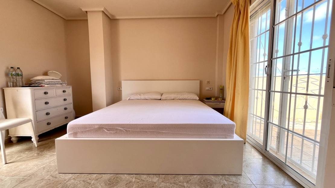 Venta - Chalet - Orihuela - La Zenia