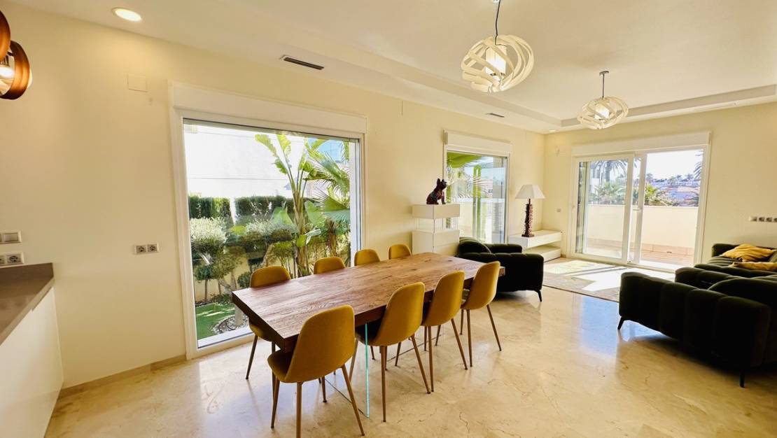 Venta - Chalet - Orihuela - La Zenia