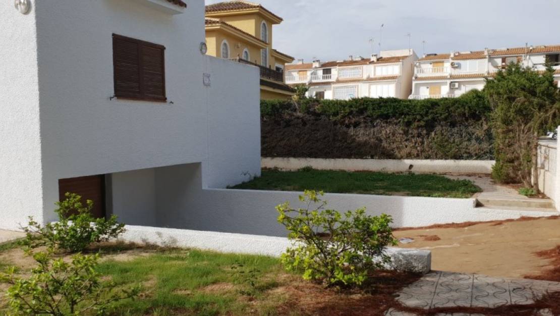 Venta - Chalet - Orihuela - La Zenia