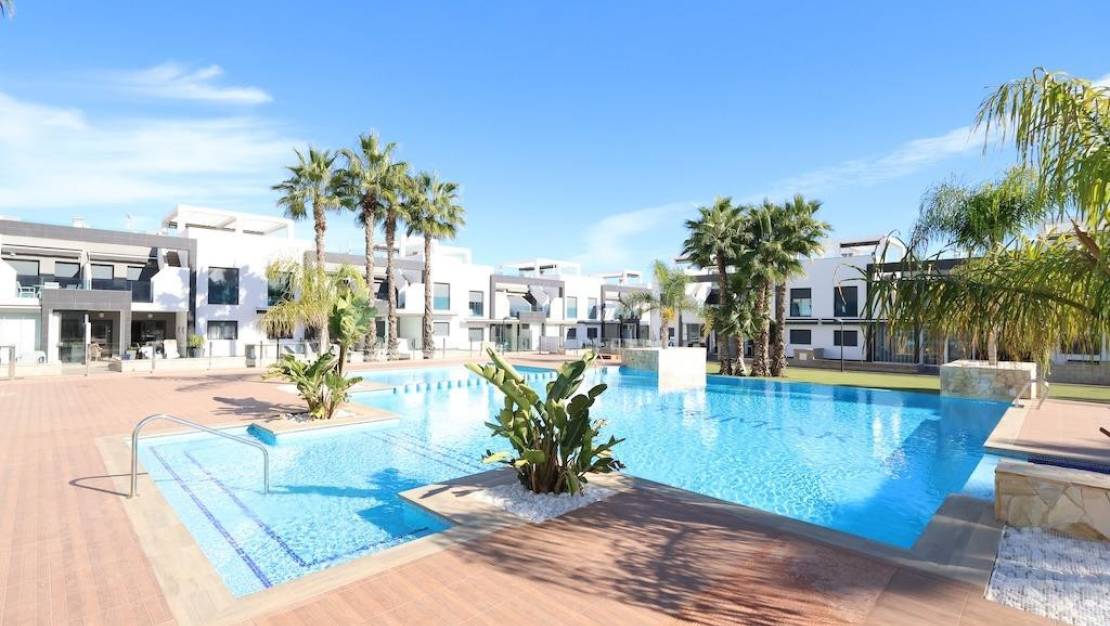 Venta - Chalet - Orihuela - La Zenia