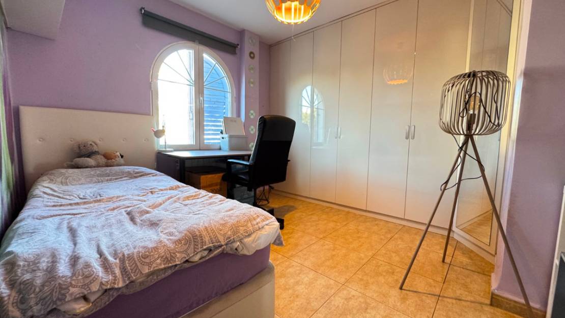 Venta - Chalet - Orihuela - La Zenia