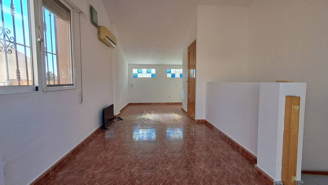 Venta - Chalet - Orihuela - La Zenia