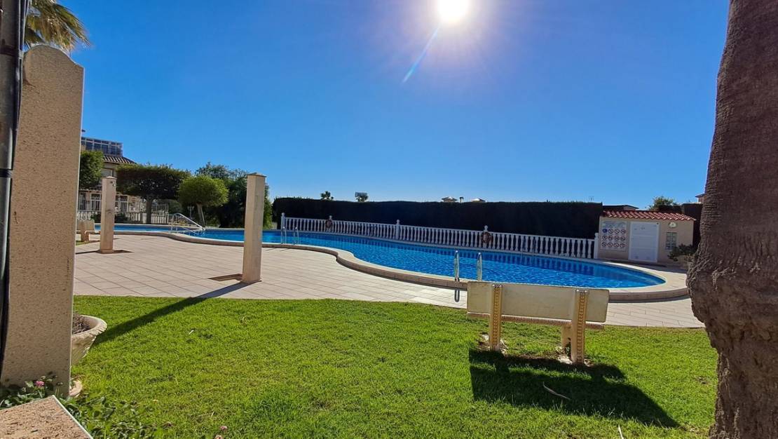 Venta - Chalet - Orihuela - La Zenia