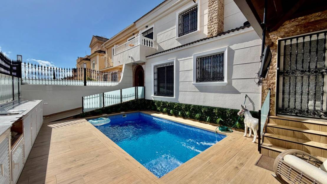 Venta - Chalet - Orihuela - La Zenia