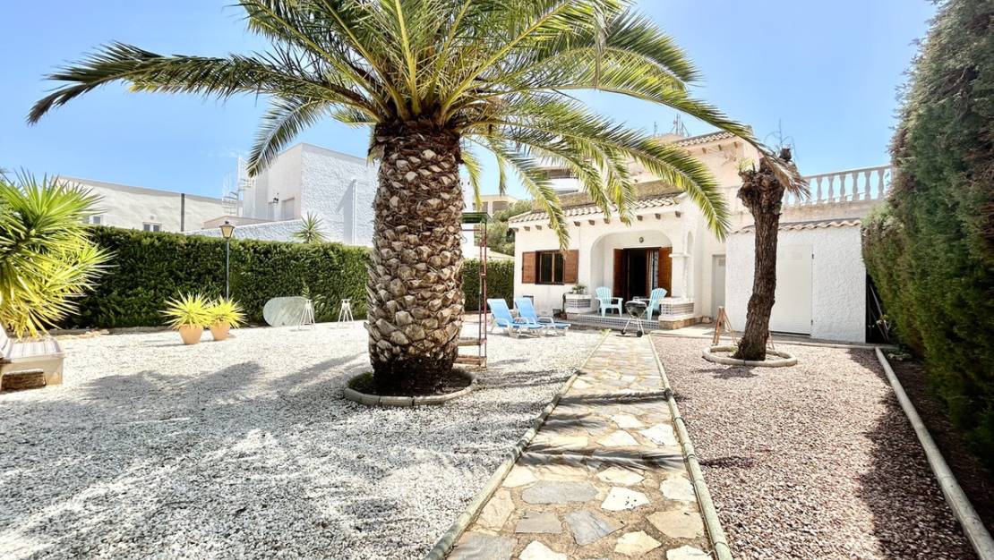 Venta - Chalet - Orihuela - La Zenia