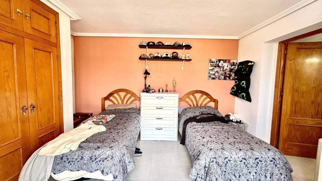 Venta - Chalet - Orihuela - La Zenia