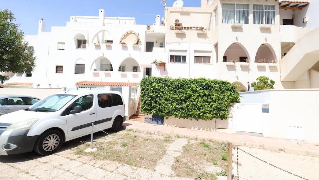 Venta - Chalet - Orihuela - La Zenia