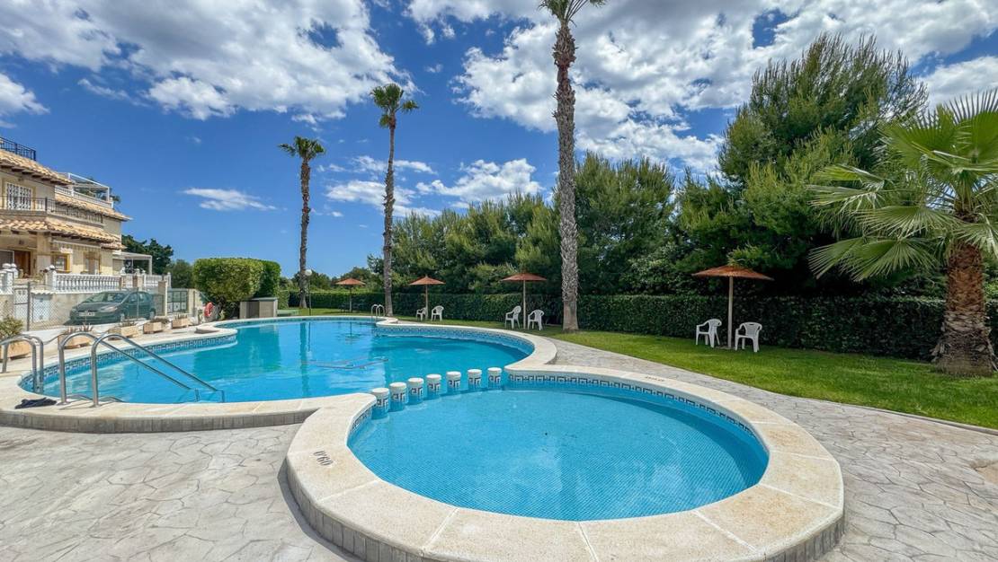 Venta - Chalet - Orihuela - La Zenia