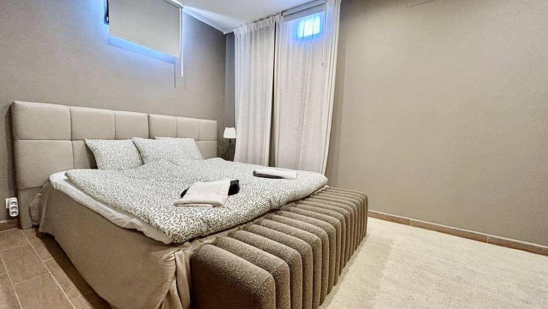 Venta - Chalet - Orihuela - La Zenia