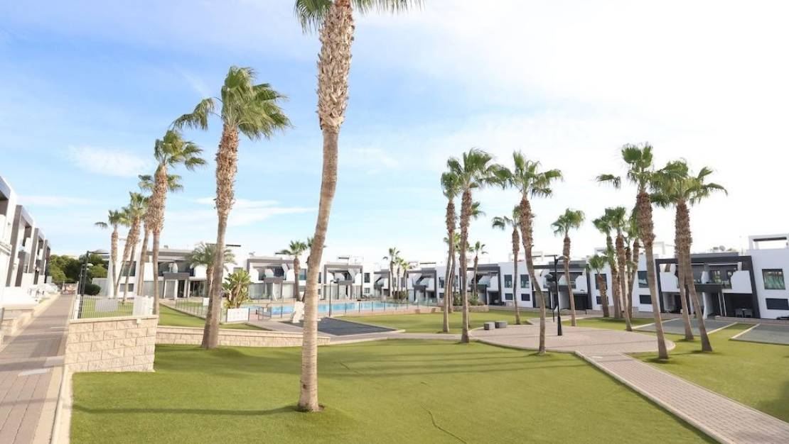 Venta - Chalet - Orihuela - La Zenia