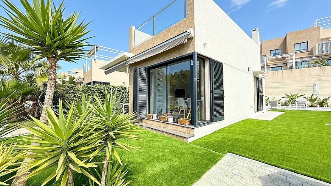 Venta - Chalet - Orihuela - La Zenia