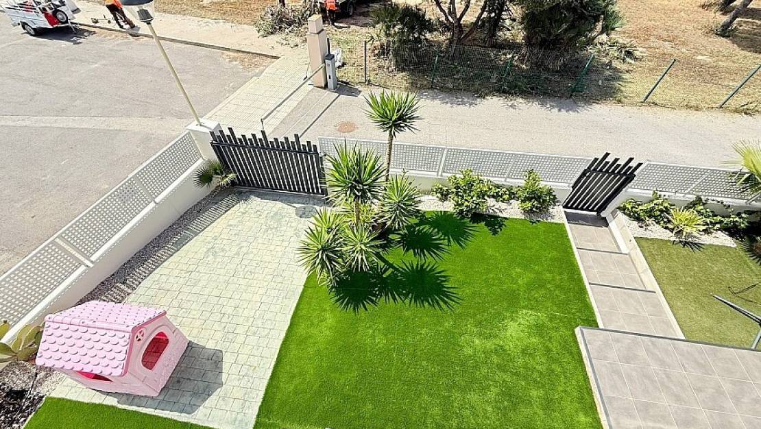 Venta - Chalet - Orihuela - La Zenia