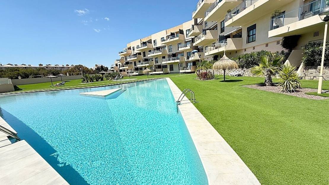Venta - Chalet - Orihuela - La Zenia