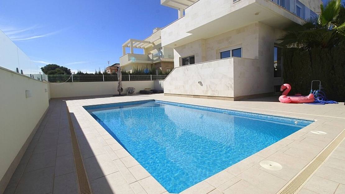 Venta - Chalet - Orihuela - La Zenia