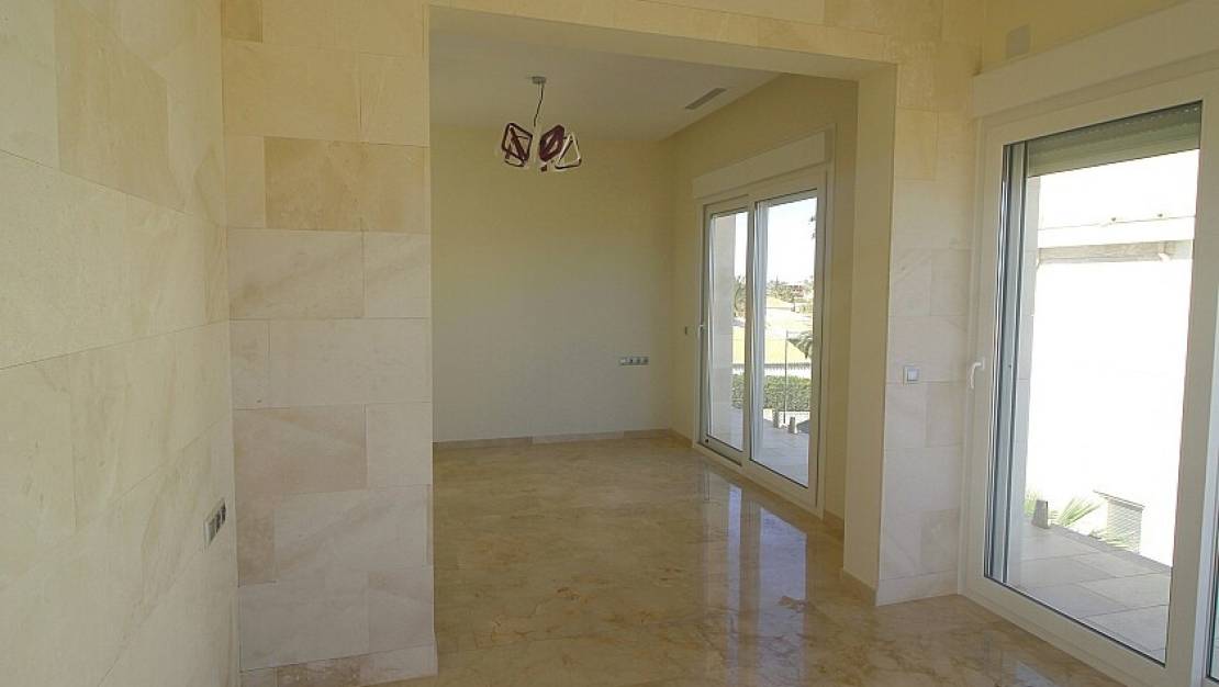 Venta - Chalet - Orihuela - La Zenia