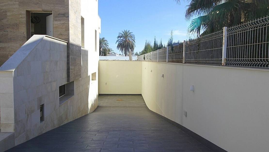 Venta - Chalet - Orihuela - La Zenia