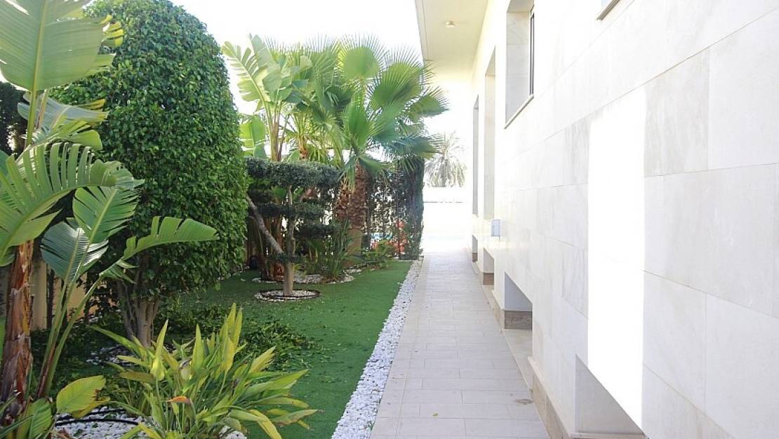 Venta - Chalet - Orihuela - La Zenia