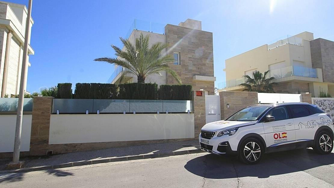 Venta - Chalet - Orihuela - La Zenia