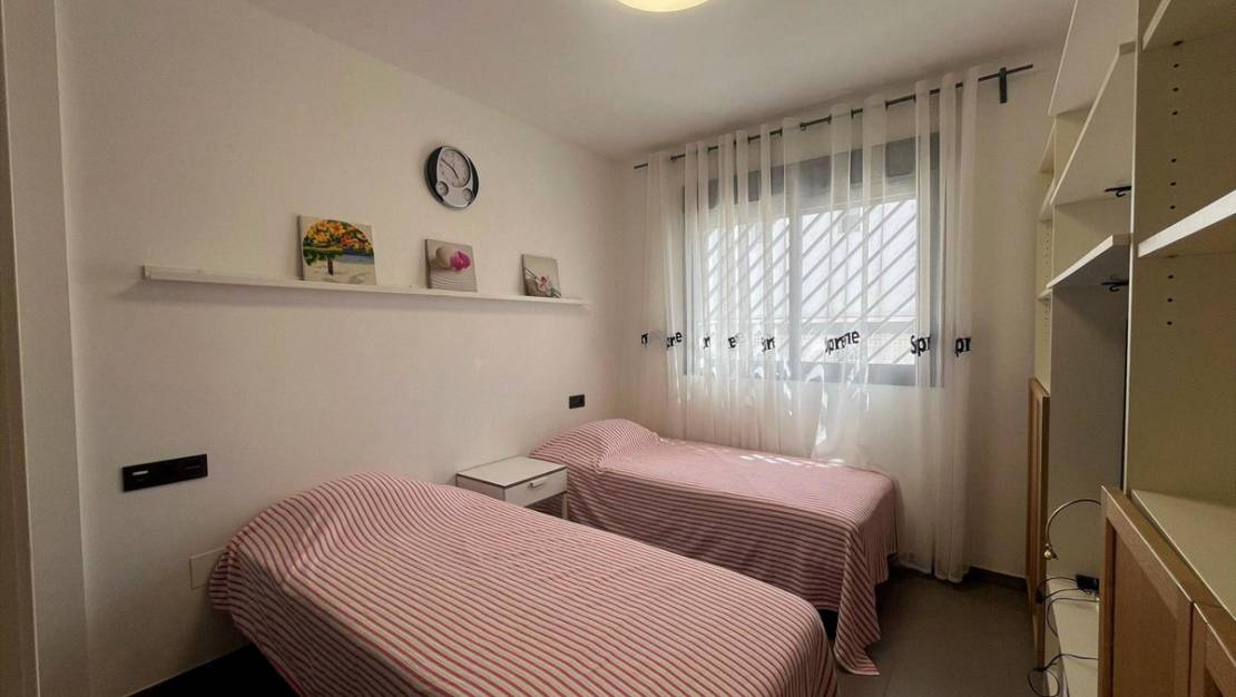 Venta - Chalet - Orihuela - La Zenia