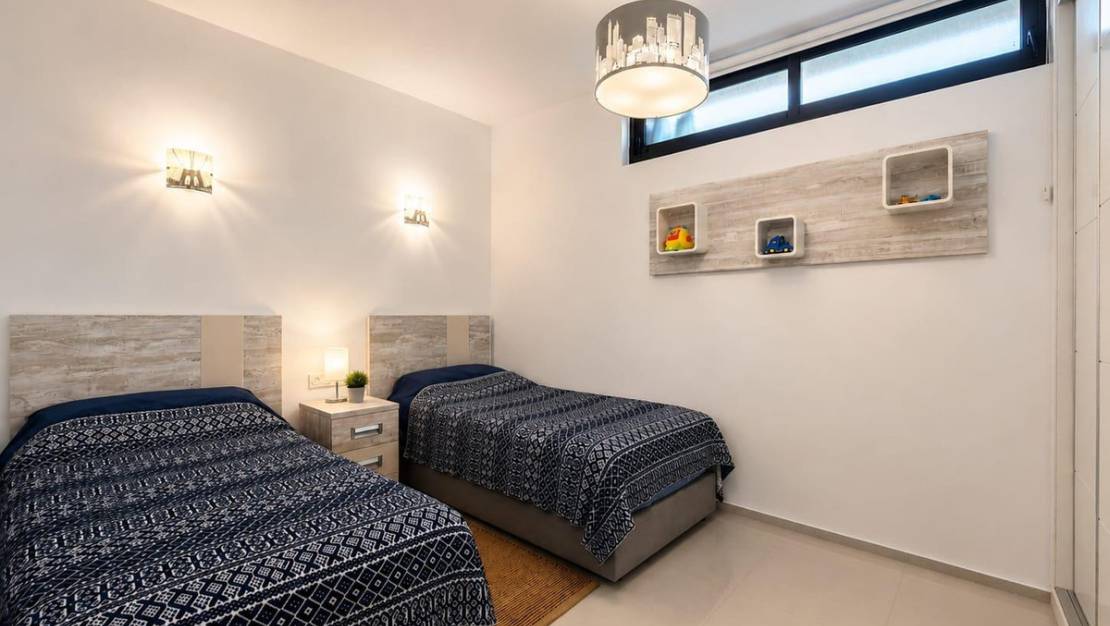 Venta - Chalet - Orihuela - La Zenia