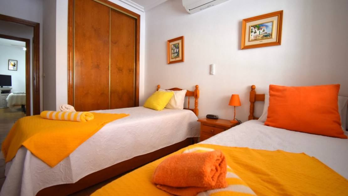 Venta - Chalet - Orihuela - La Zenia