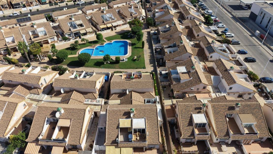 Venta - Chalet - Orihuela - La Zenia