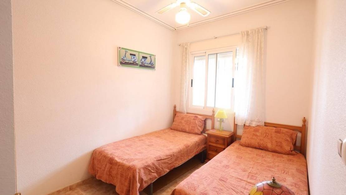 Venta - Chalet - Orihuela - La Zenia
