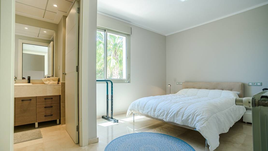 Venta - Chalet - Orihuela - Las Colinas Golf