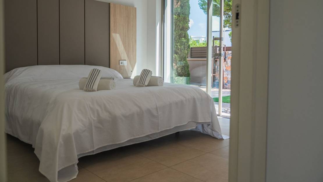 Venta - Chalet - Orihuela - Las Colinas Golf