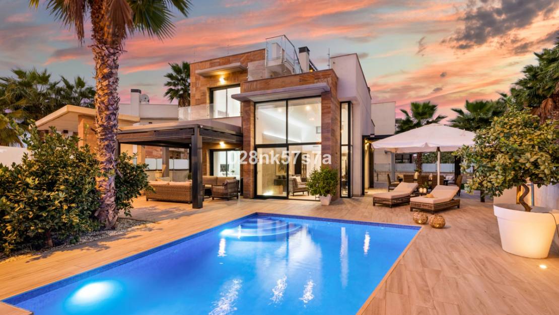 Venta - Chalet - Orihuela - Lomas de Cabo Roig