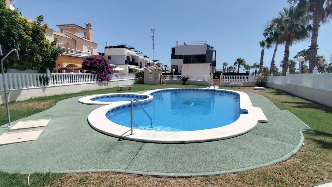 Venta - Chalet - Orihuela - Lomas de Cabo Roig