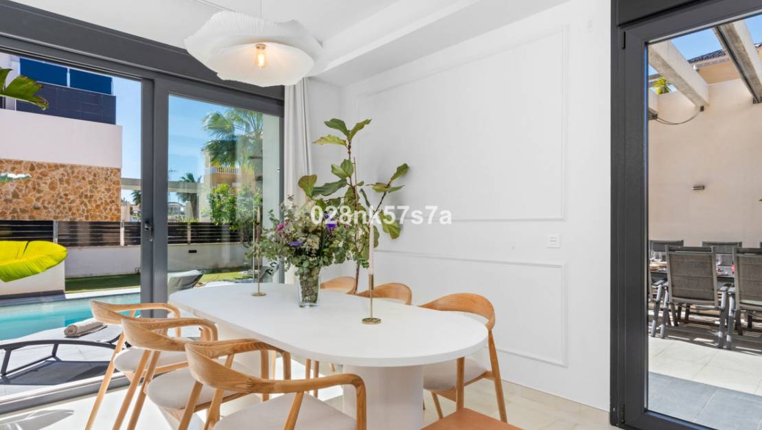 Venta - Chalet - Orihuela - Lomas De Campoamor