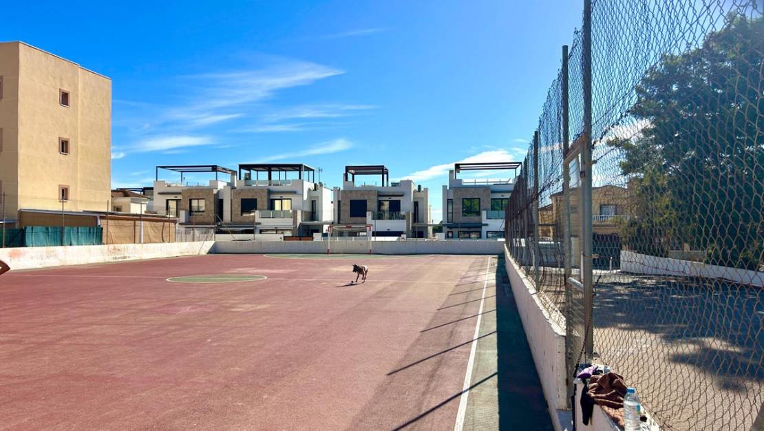 Venta - Chalet - Orihuela - Lomas de Don Juan