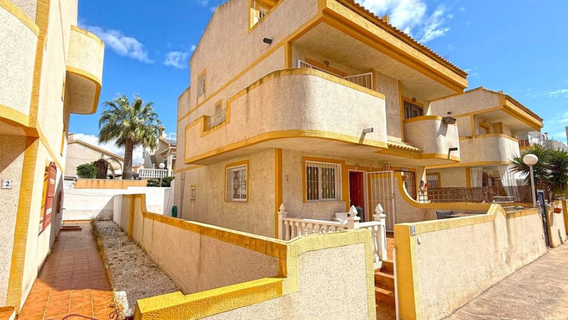 Venta - Chalet - Orihuela - Los Altos