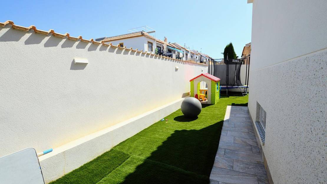 Venta - Chalet - Orihuela - Los Altos