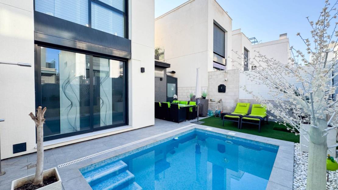 Venta - Chalet - Orihuela - Los Altos