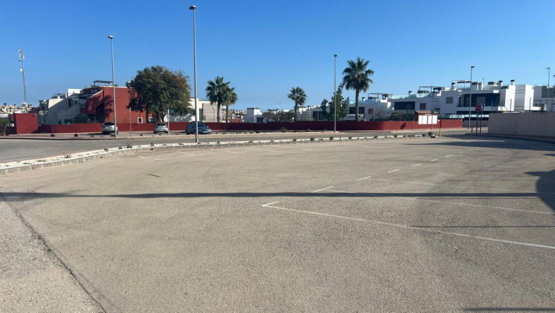 Venta - Chalet - Orihuela - Los Altos