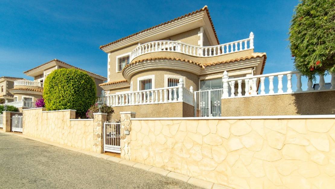 Venta - Chalet - Orihuela - Los Altos