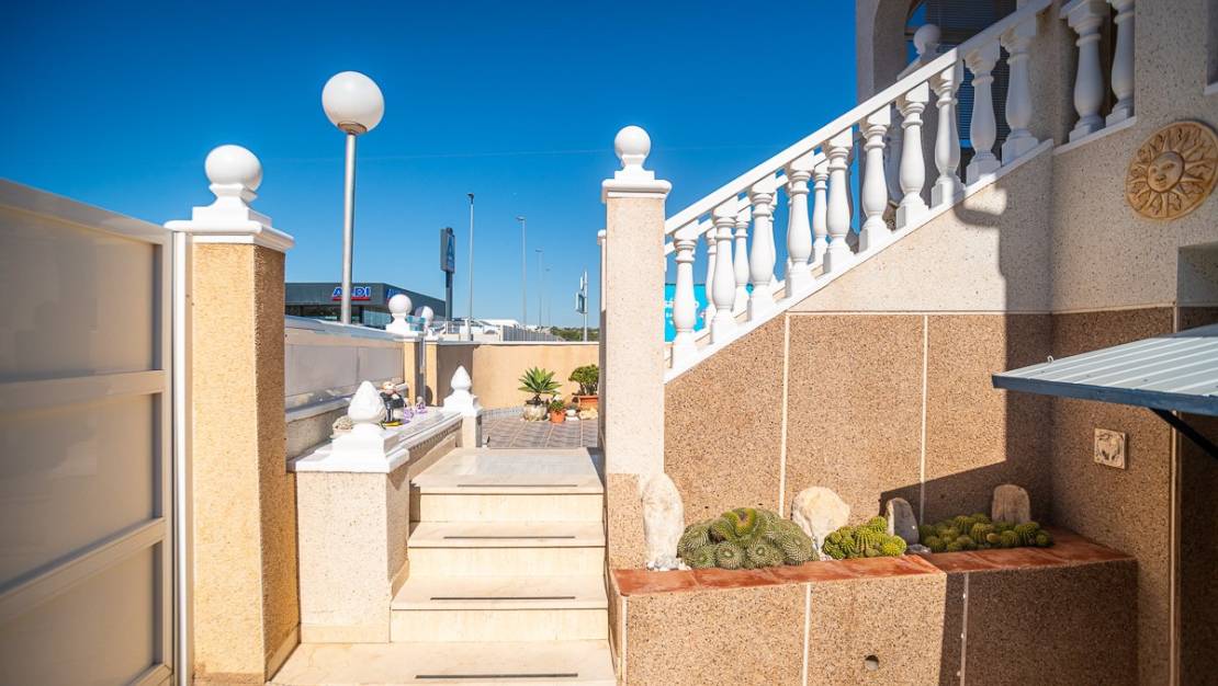 Venta - Chalet - Orihuela - Los Altos