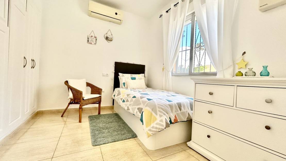 Venta - Chalet - Orihuela - Los Altos