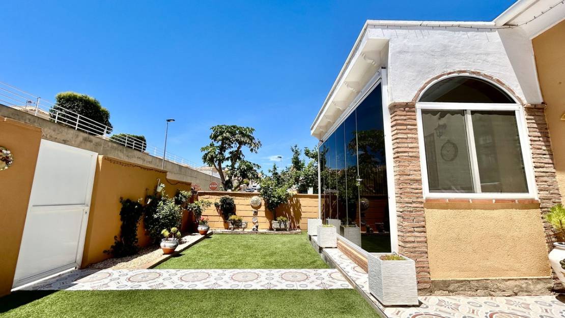 Venta - Chalet - Orihuela - Los Altos