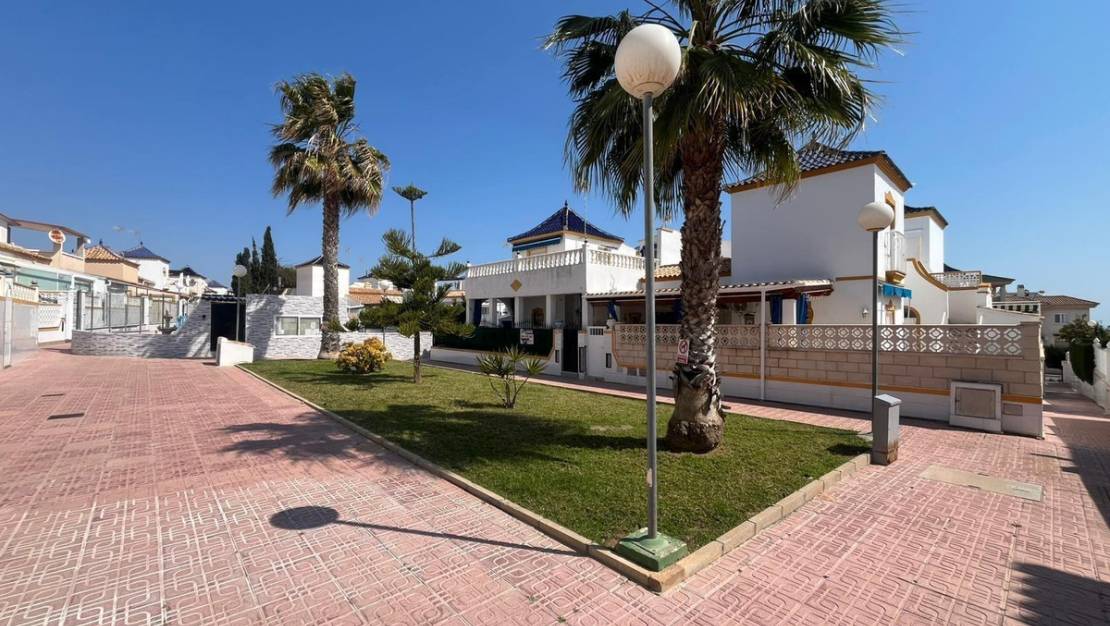 Venta - Chalet - Orihuela - Los Altos