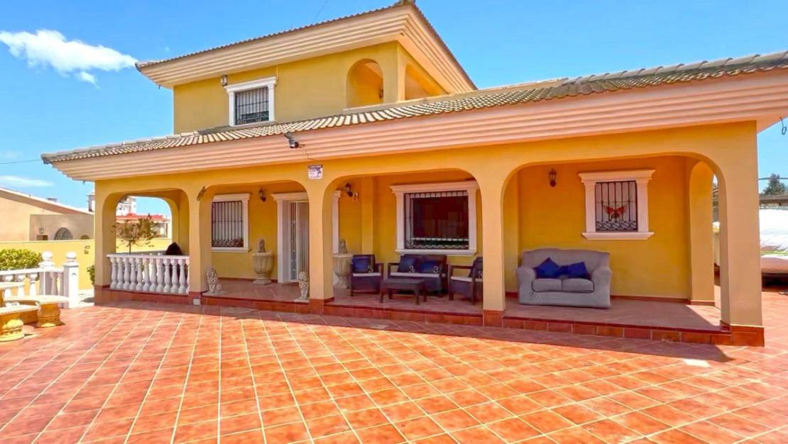 Venta - Chalet - Orihuela - Los Balcones