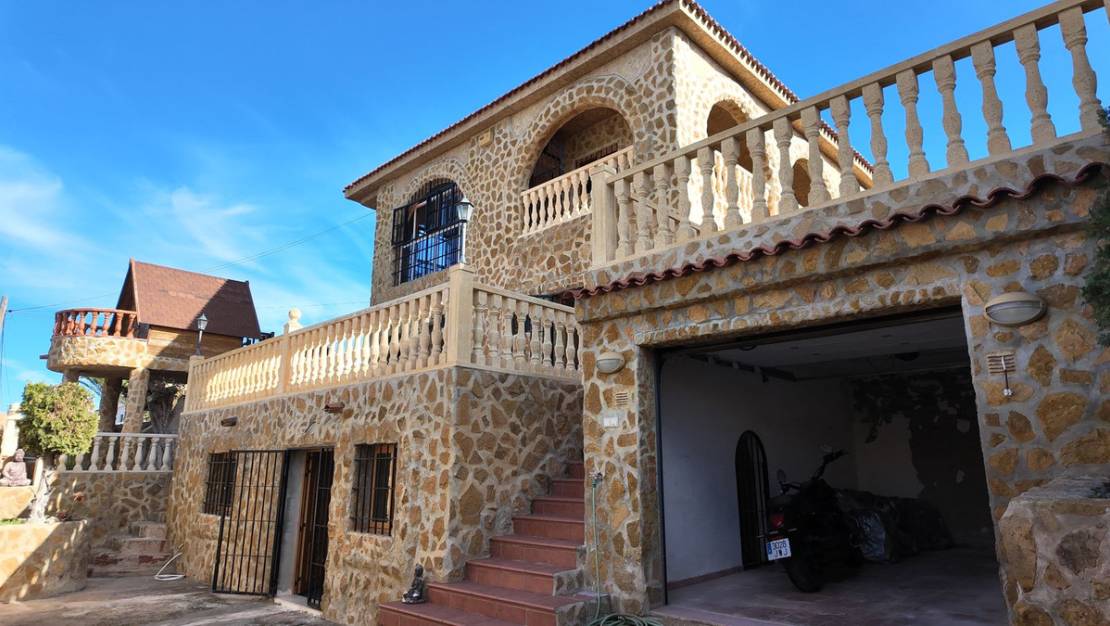 Venta - Chalet - Orihuela - Los Balcones