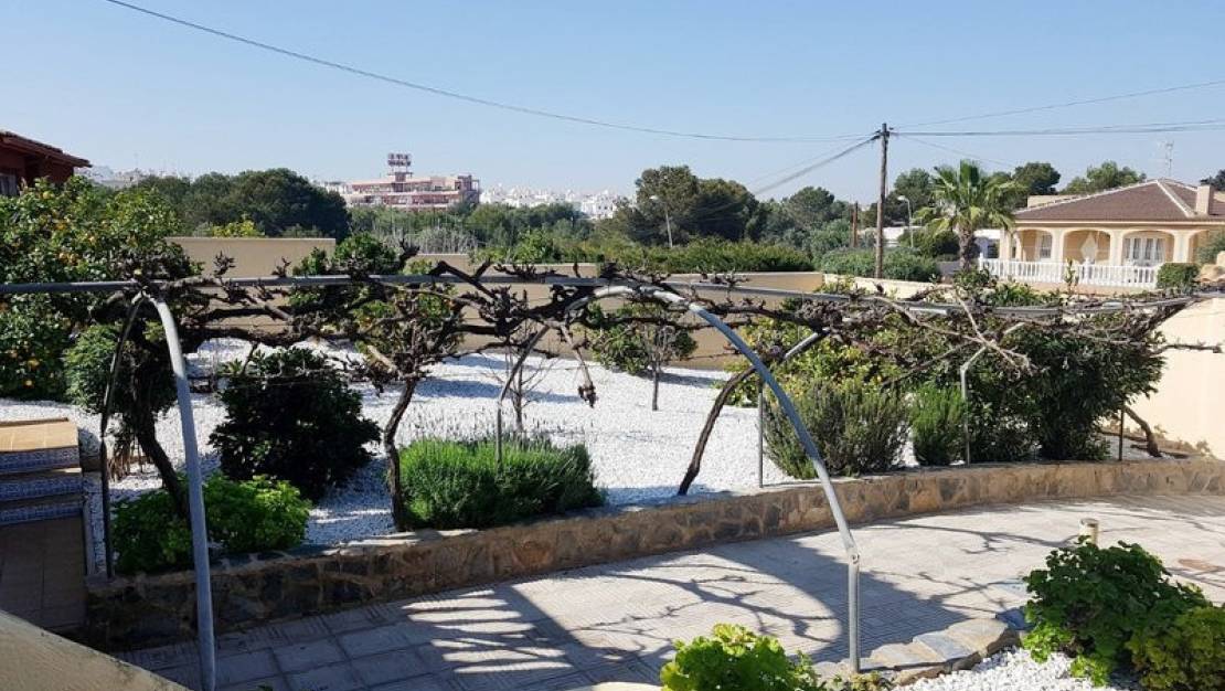 Venta - Chalet - Orihuela - Los Balcones