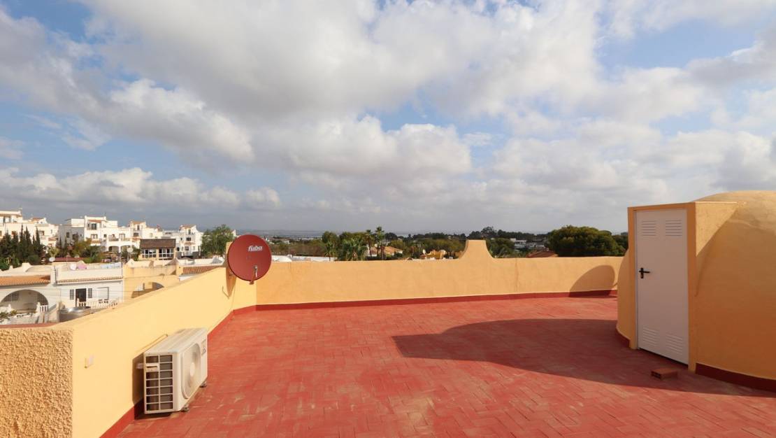 Venta - Chalet - Orihuela - Los Balcones