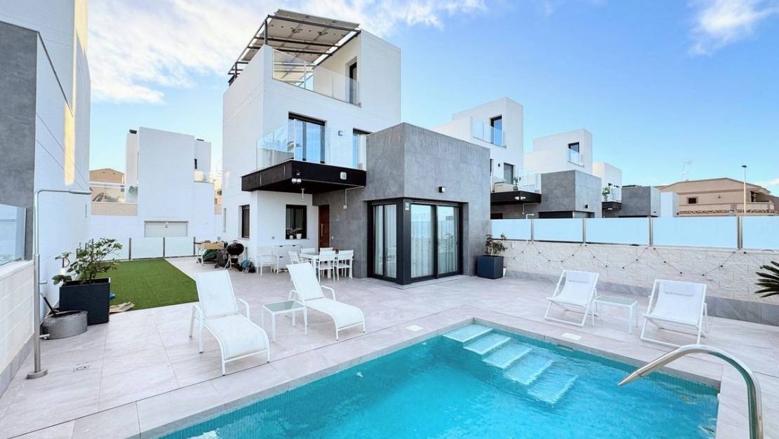 Venta - Chalet - Orihuela - Los Balcones