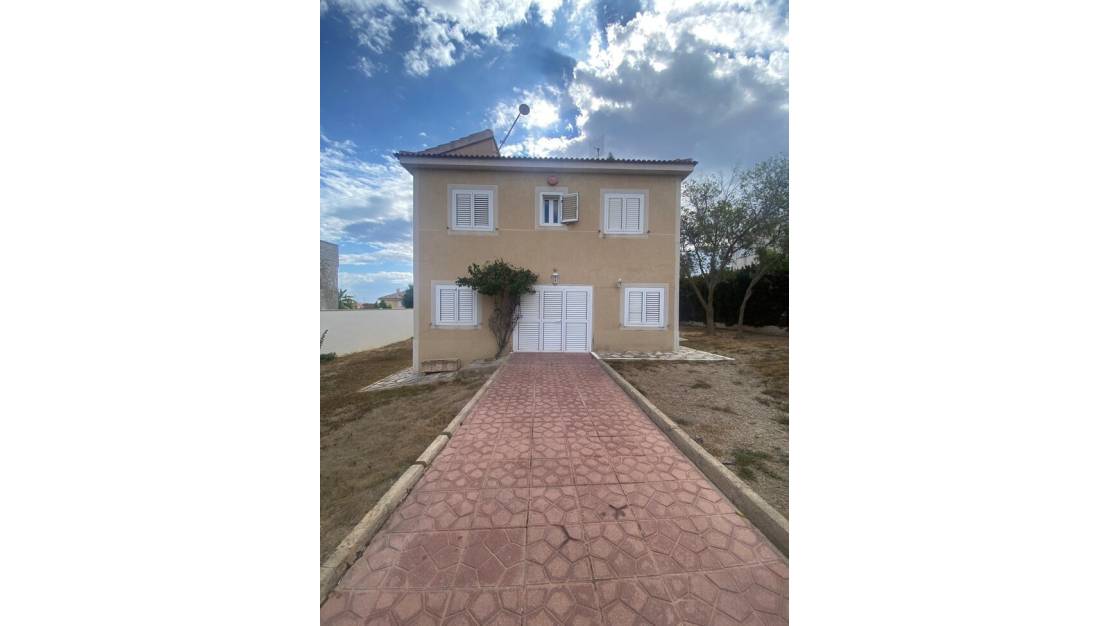 Venta - Chalet - Orihuela - Los Balcones